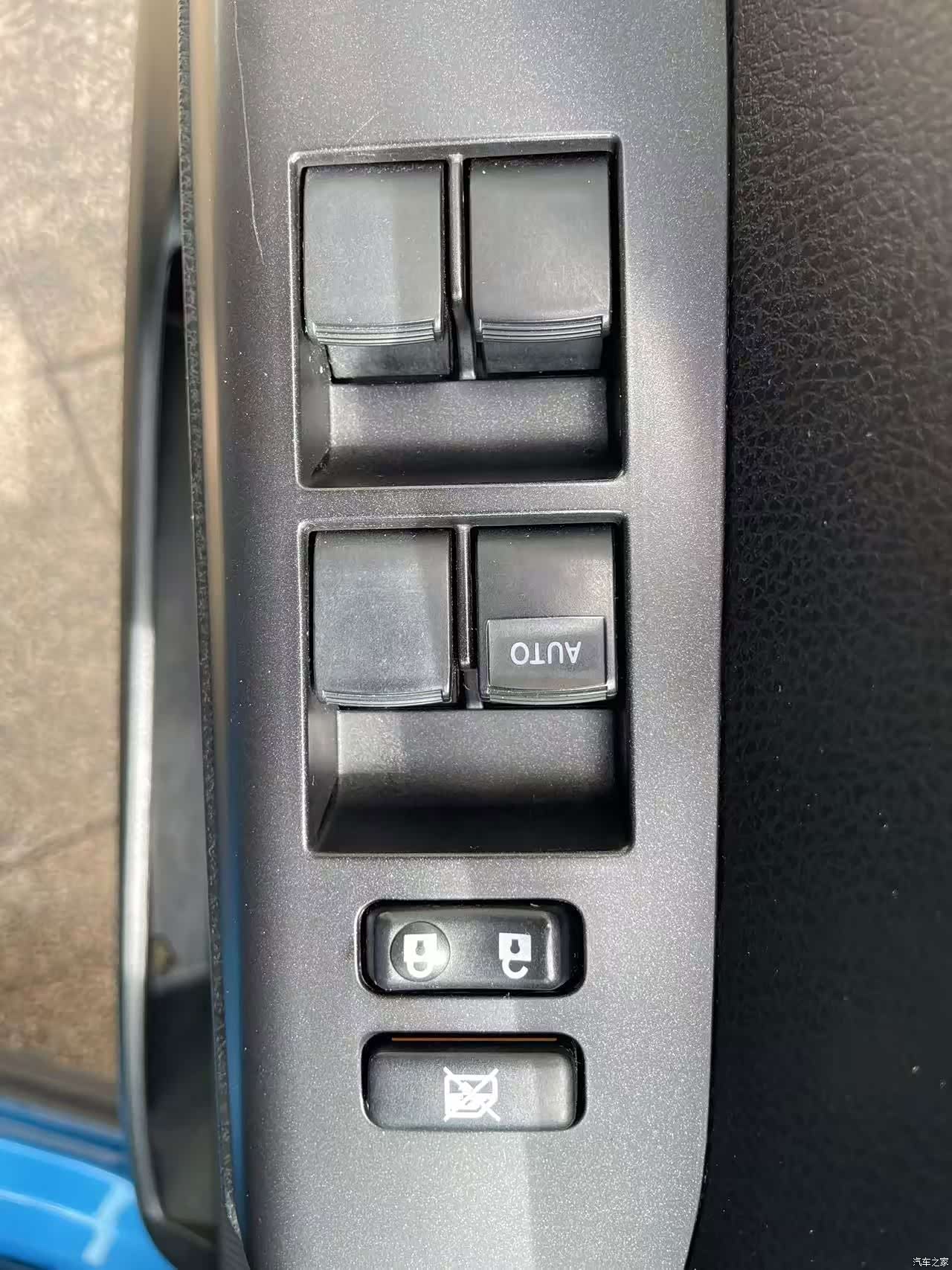 Toyota RAV4, 2017 15
