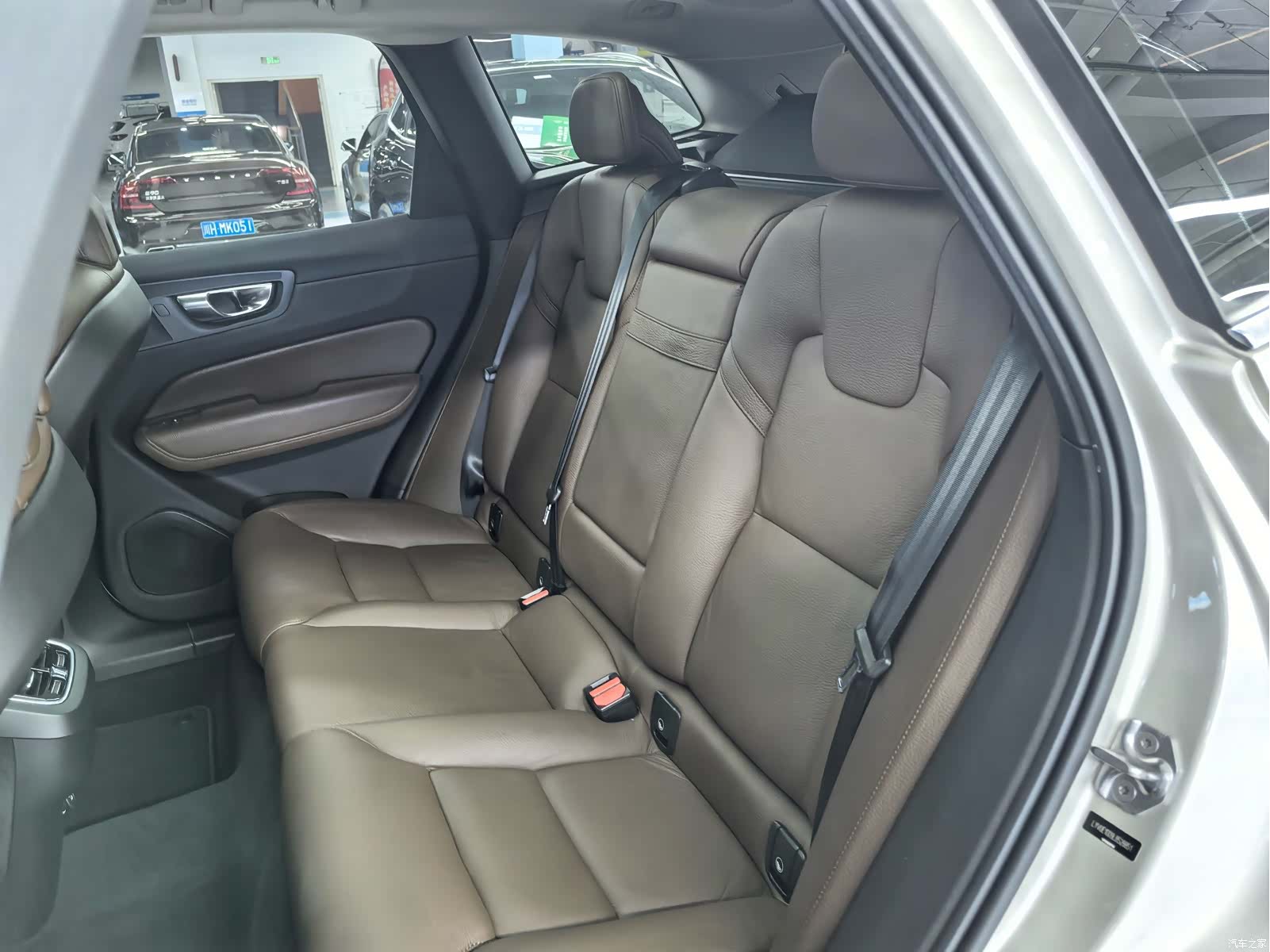 Volvo XC60, 2020 4