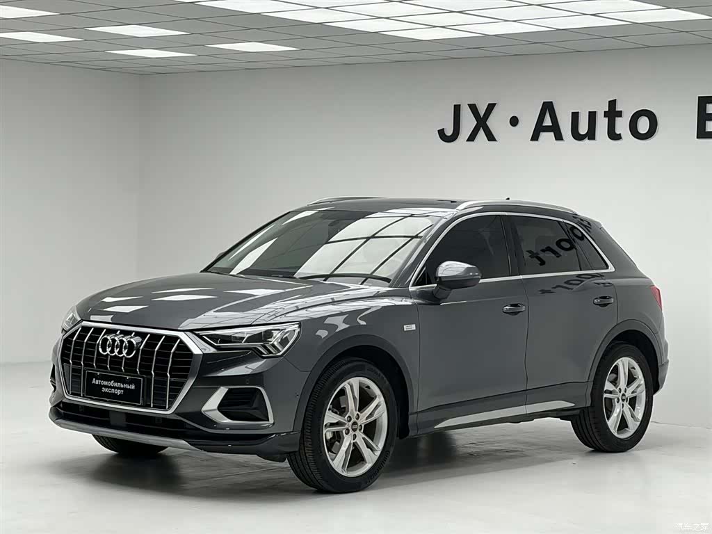 Audi Q3, 2022 1