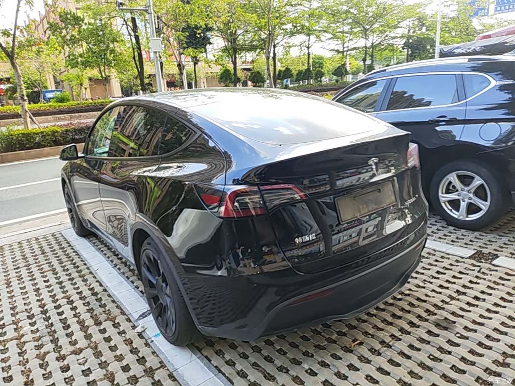 Tesla Model Y, 2021 23