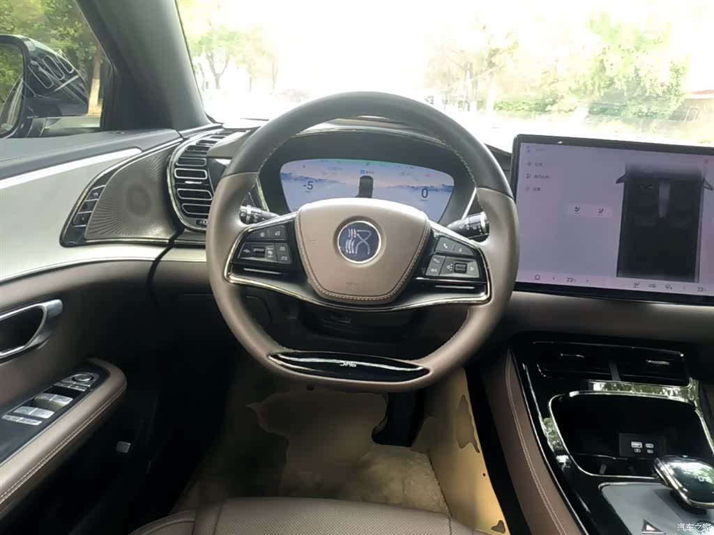 BYD Han, 2024 11