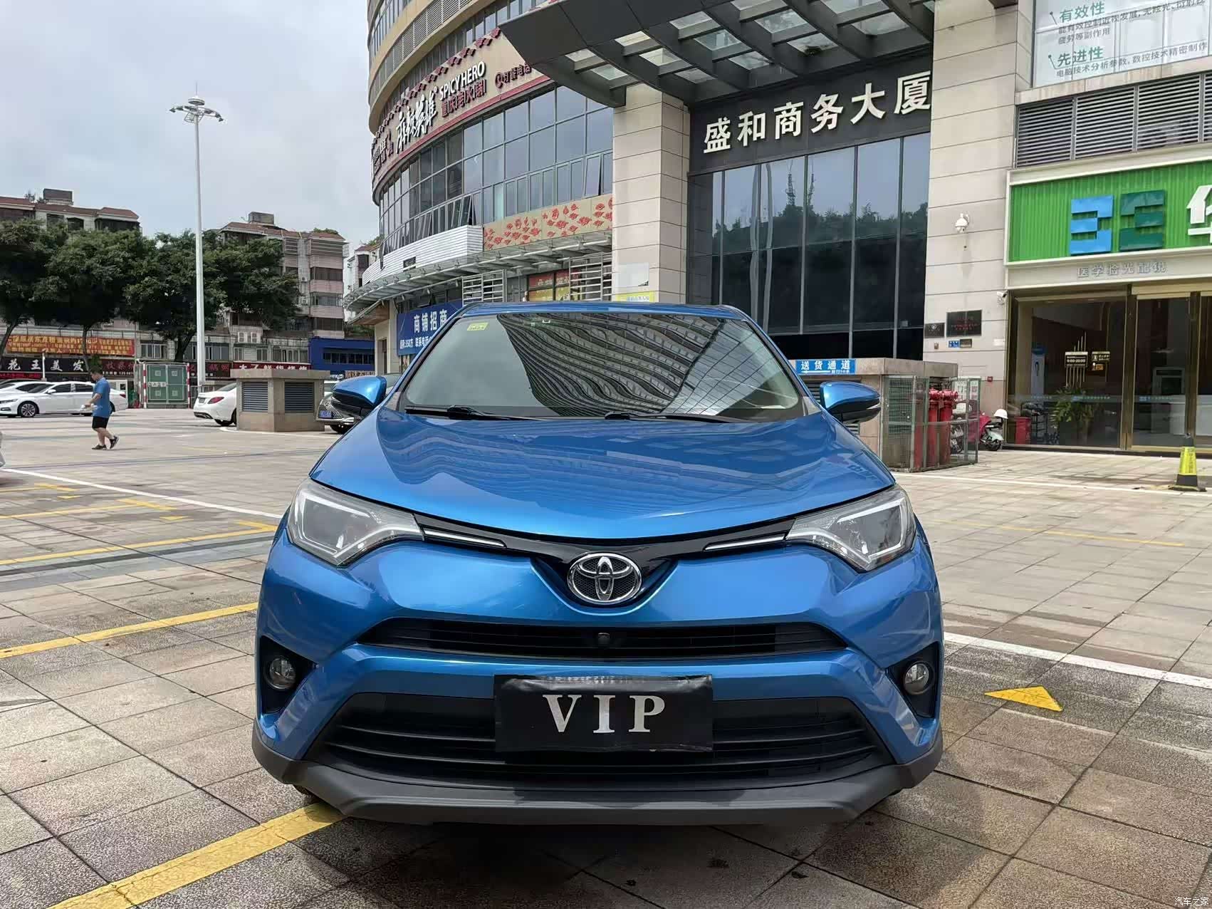 Toyota RAV4, 2017 2