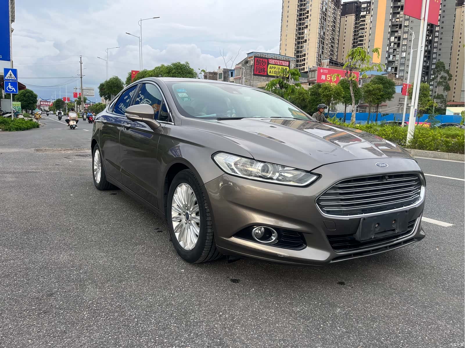 Ford Mondeo, 2014 3
