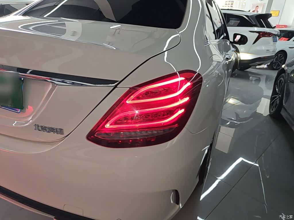 Mercedes-Benz C-Class, 2016 8