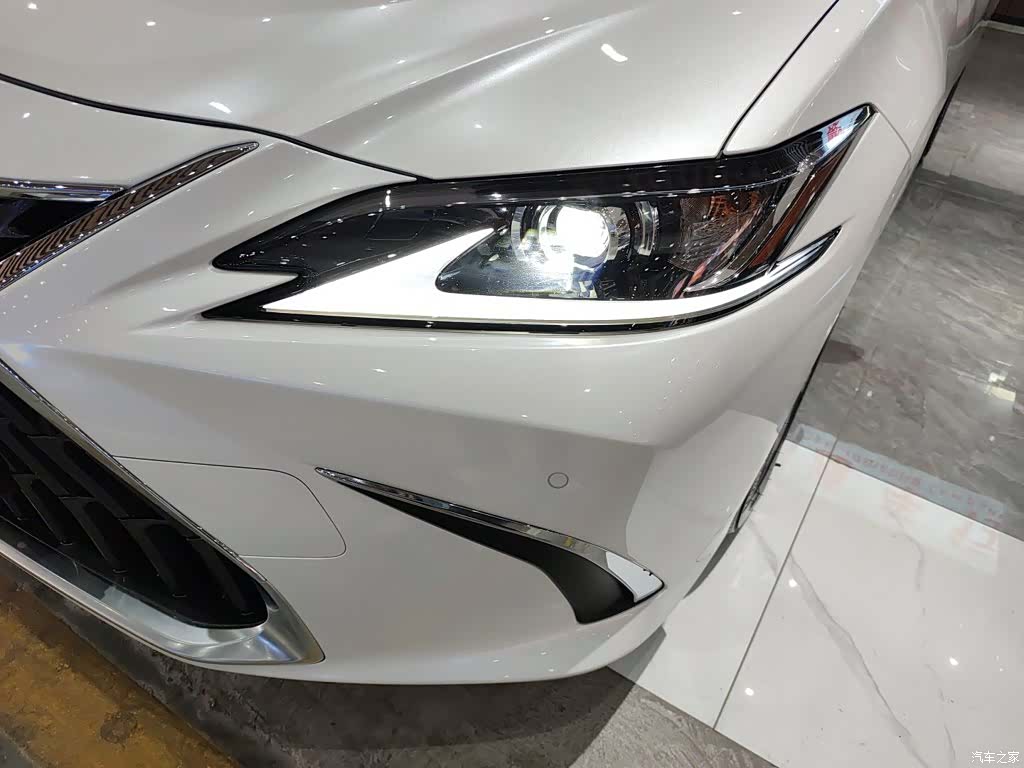 Lexus ES, 2024 18