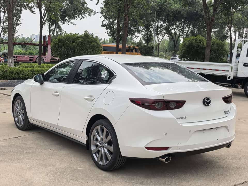 Mazda 3 Angkesaila Mazda 3 Angkesaila