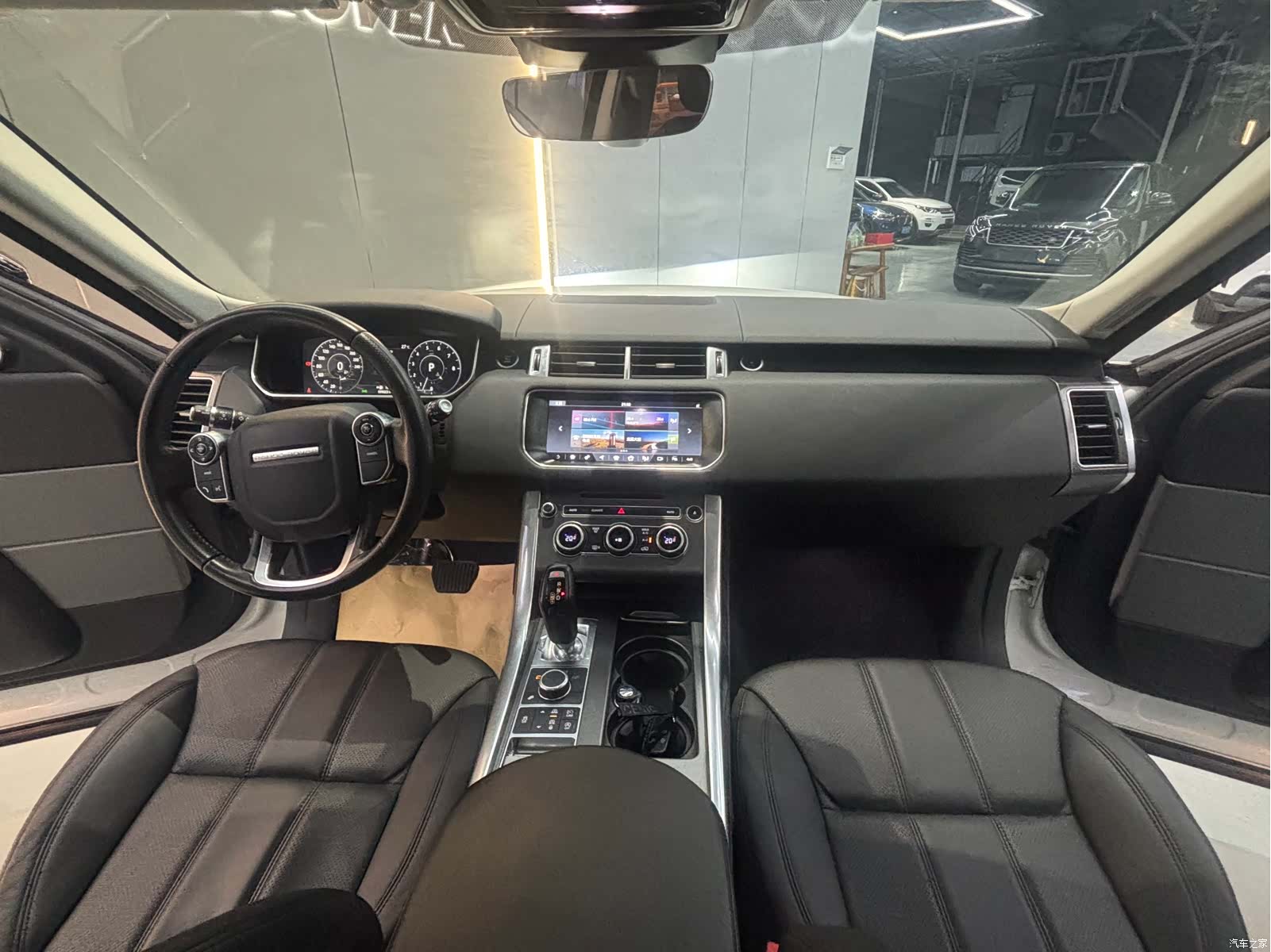 Land Rover Range Rover, 2018 14