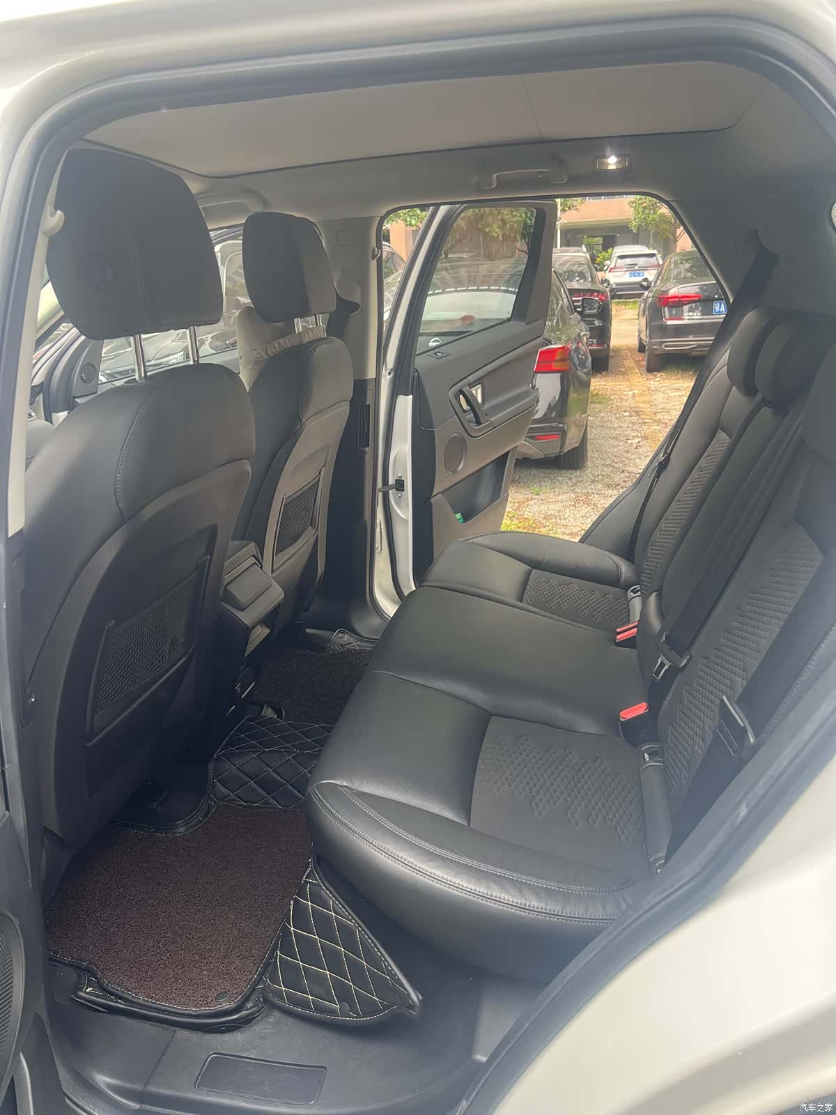 Land Rover Discovery, 2019 9