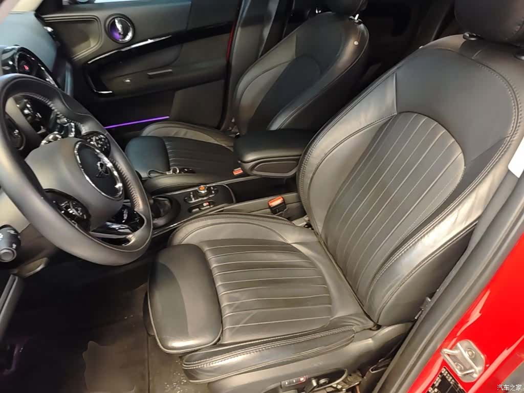 Mini Countryman, 2019 15
