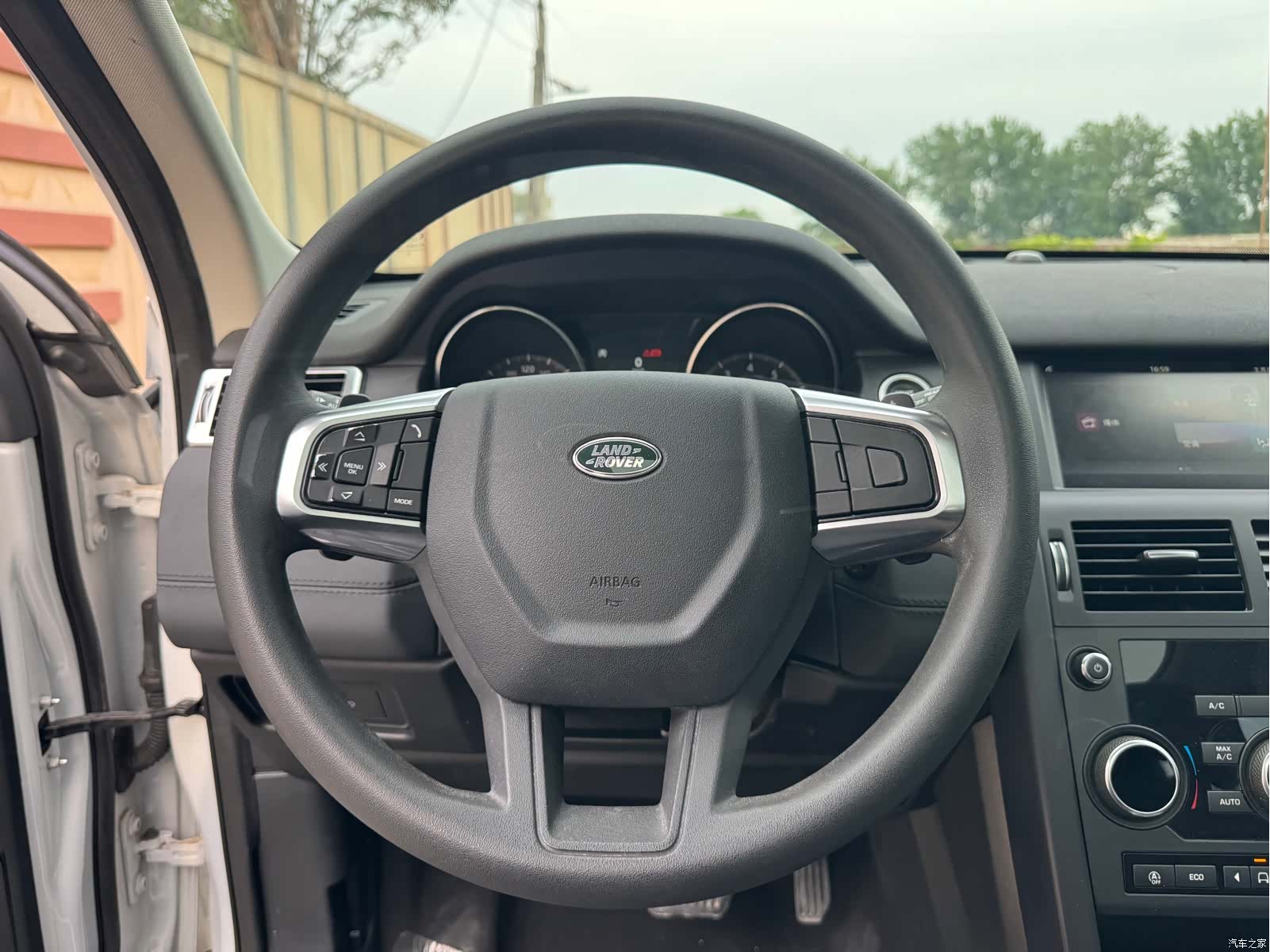 Land Rover Discovery, 2018 10