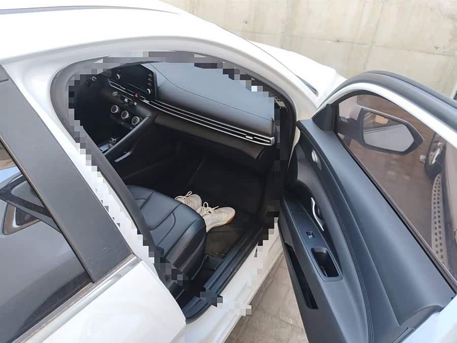 Hyundai Elantra 2024, фото 20