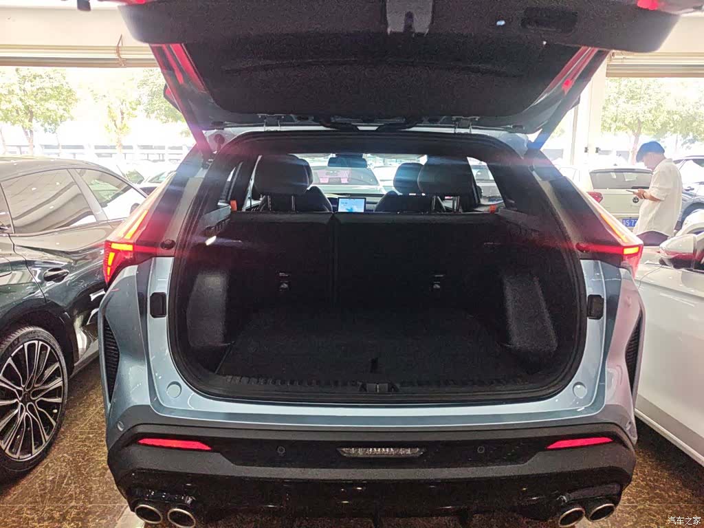 Geely Boyue, 2024 19