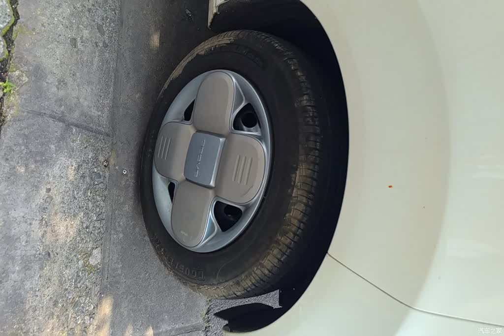 Geely Panda, 2024 6