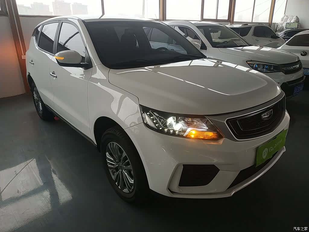 Geely X6, 2020 4