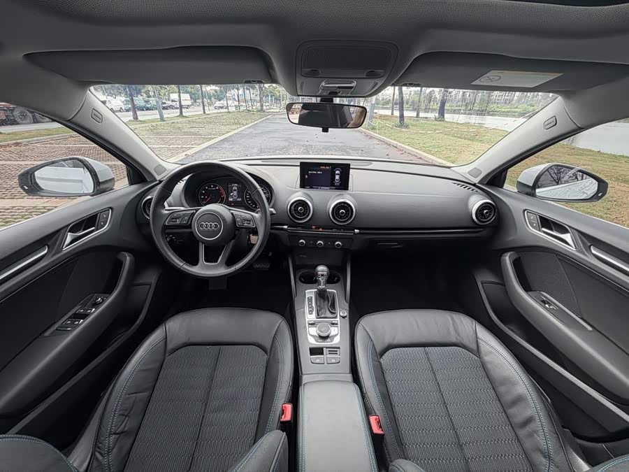 Audi A3 2019, фото 20
