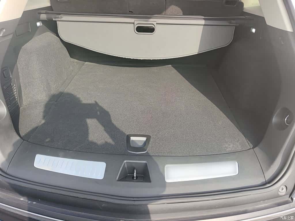 Cadillac XT5, 2017 13