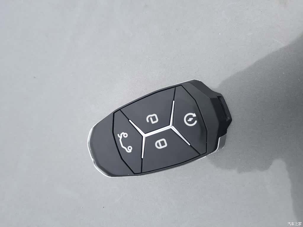 Lynk & Co 02, 2021 9