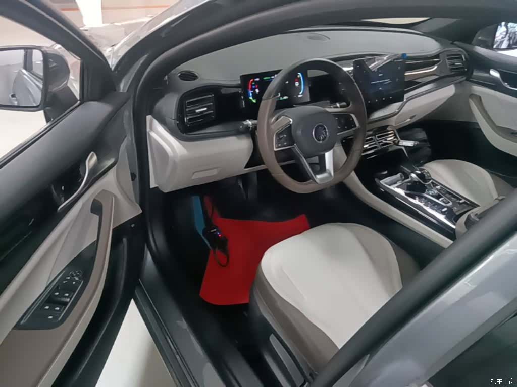 BYD Qin, 2025 16