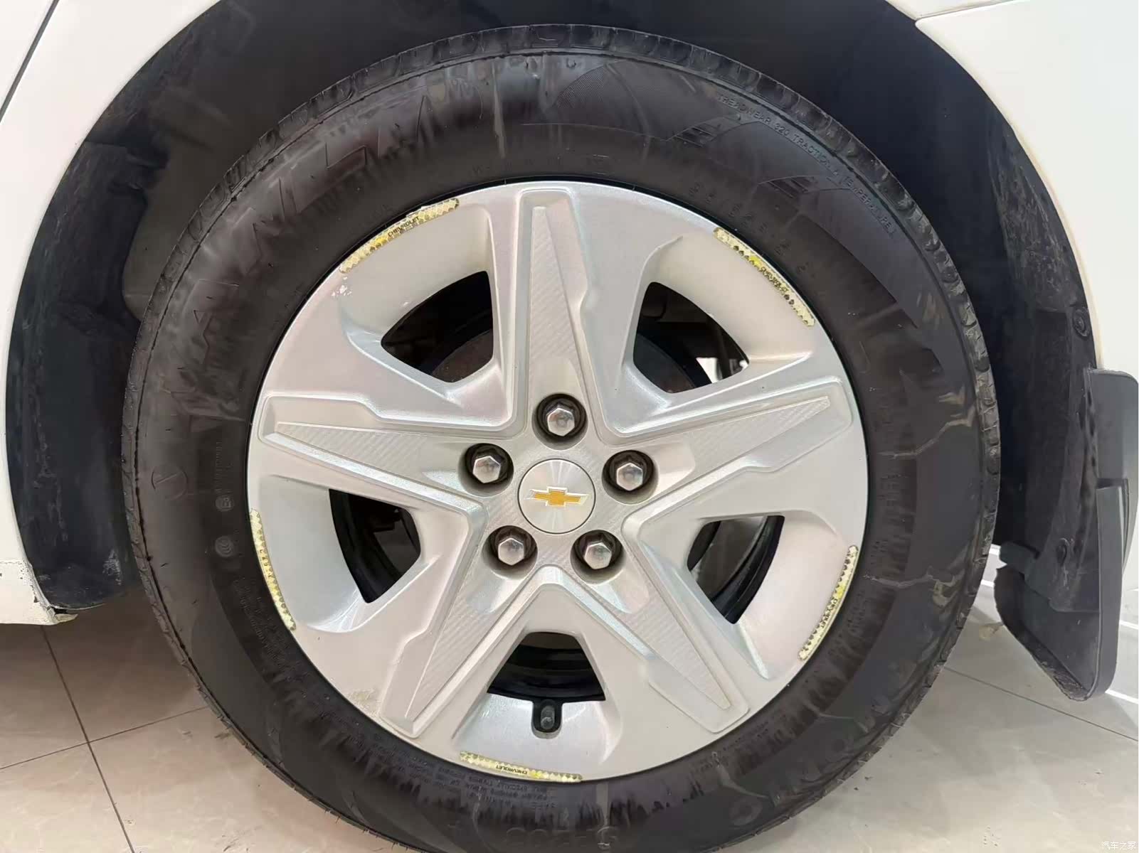 Chevrolet 320, 2019 11