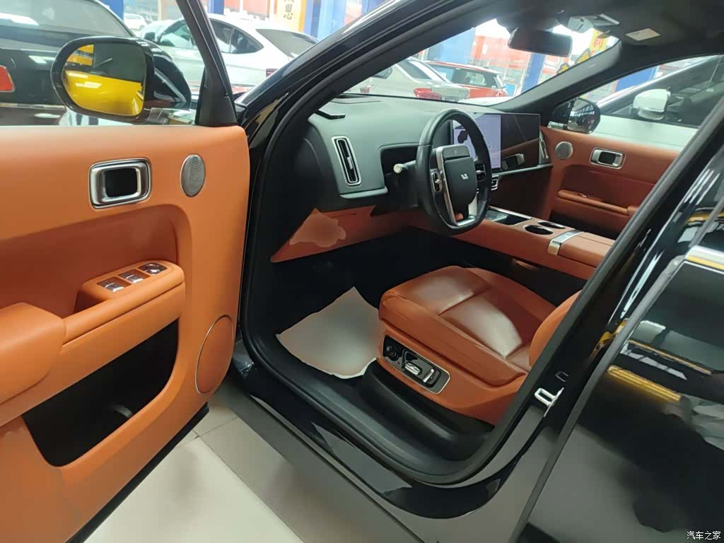 Li Auto L8, 2024 12