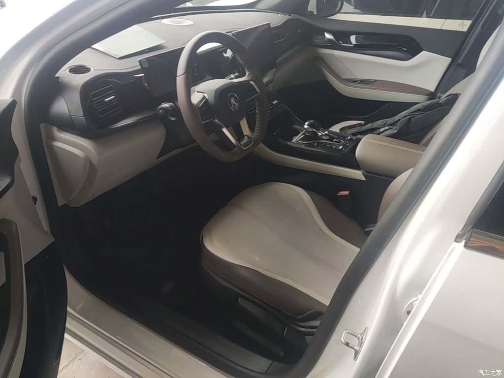 BYD Qin, 2025 16
