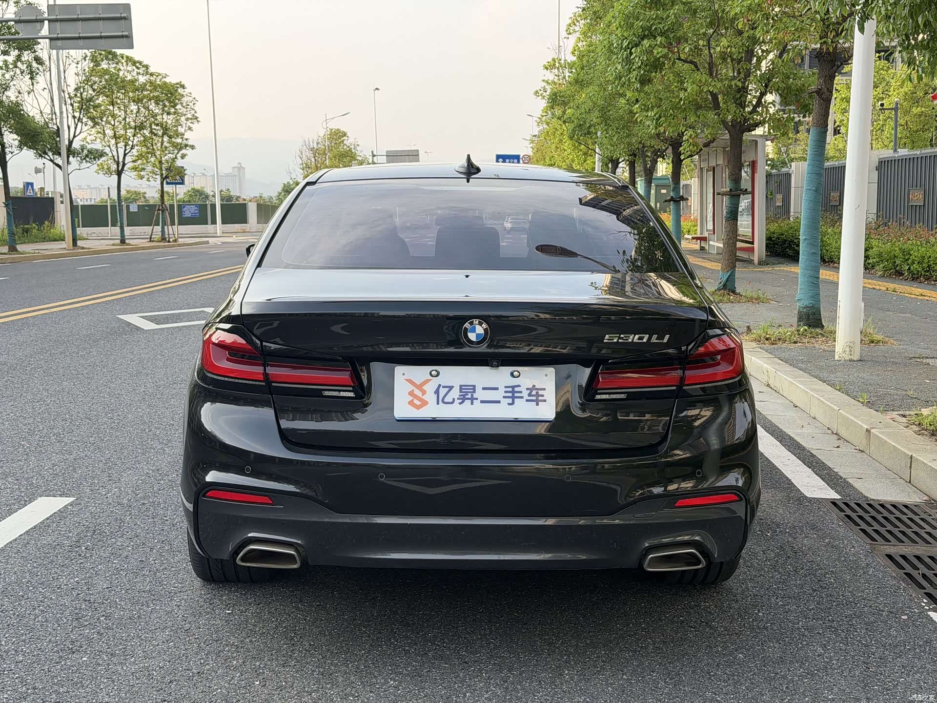 BMW 5 Series, 2020 все фото
