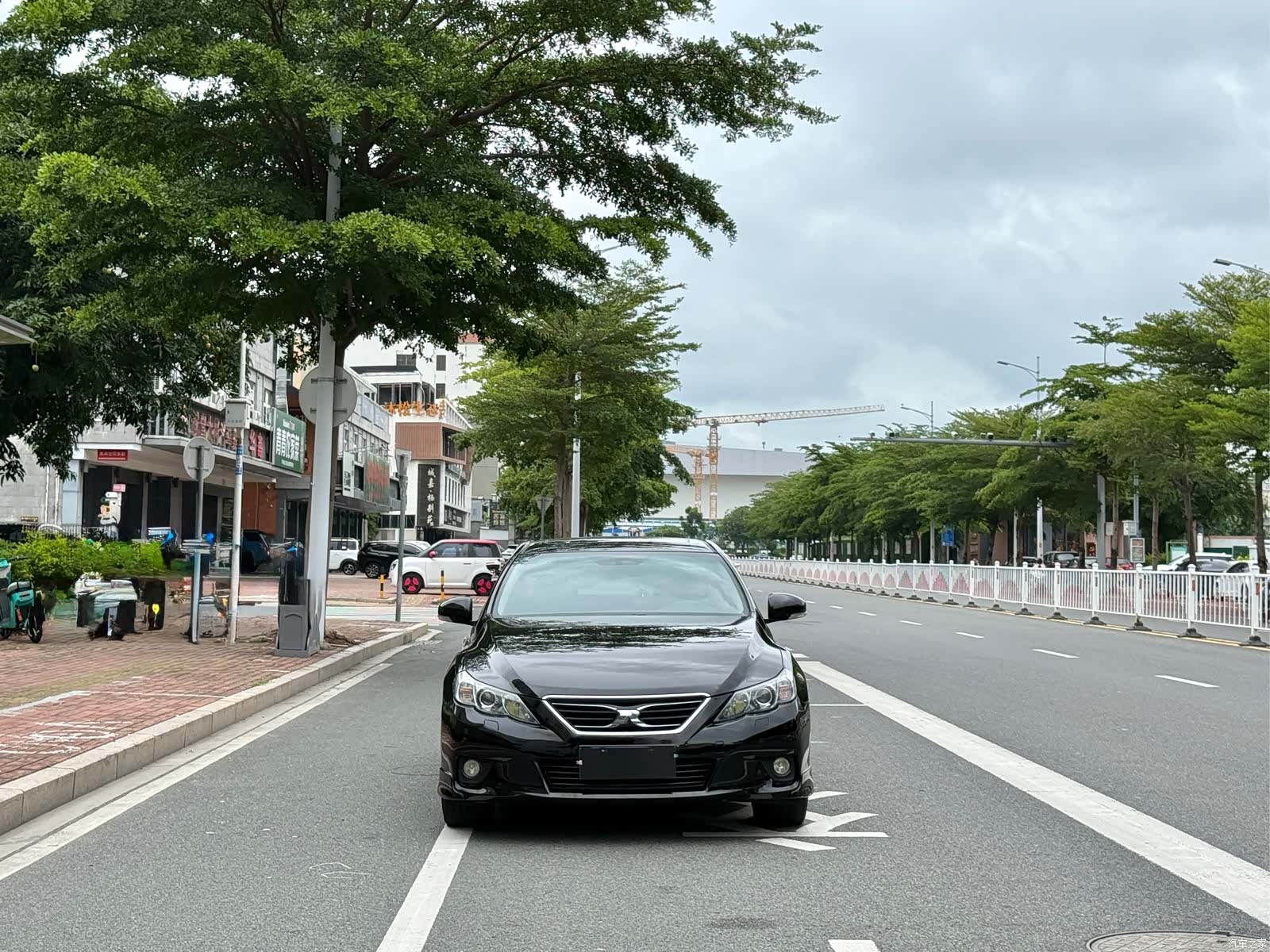 Toyota 2.5V, 2012 2