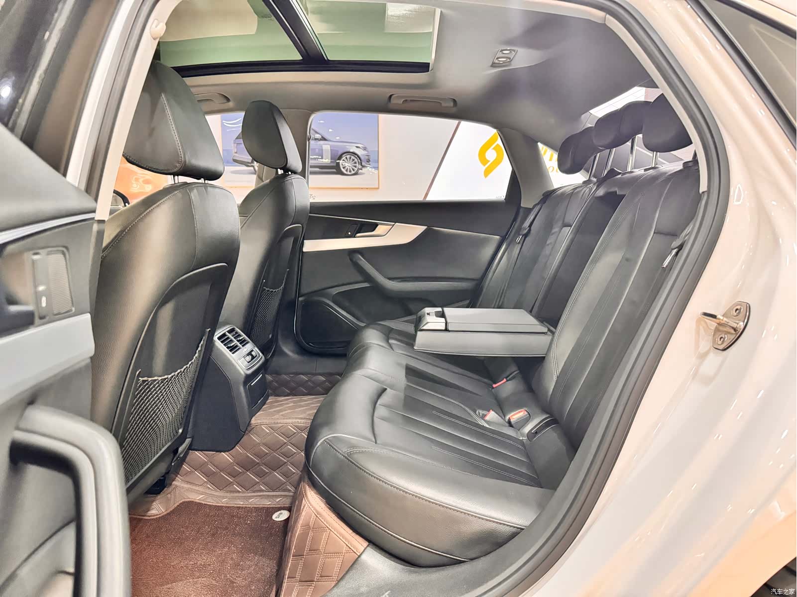 Audi A4L, 2019 13