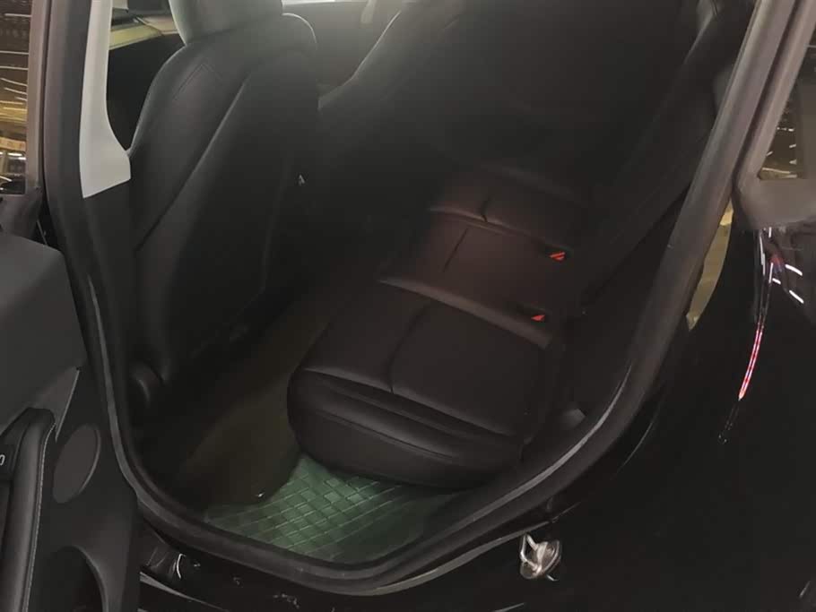 Tesla Model Y Tesla Model Y
