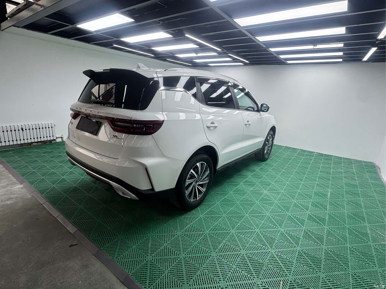 Geely X6, 2022 6