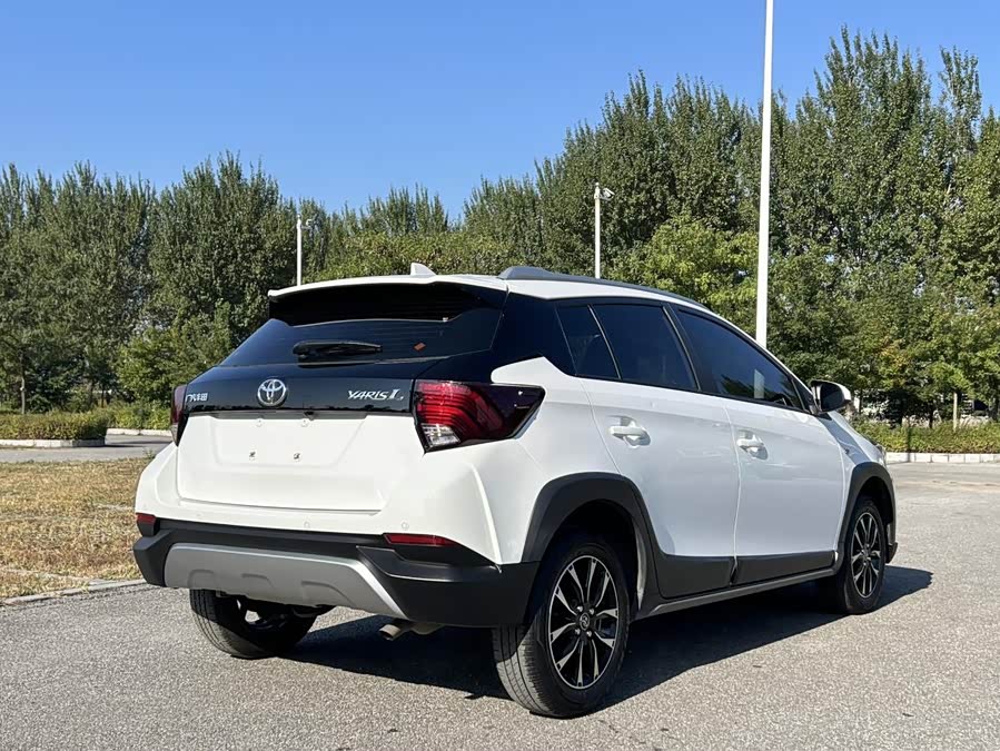 Toyota YARiS L 2023, фото 4