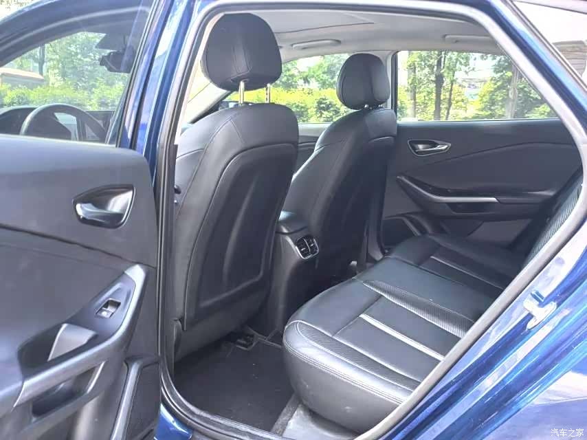 Hyundai Lafesta, 2019 все фото