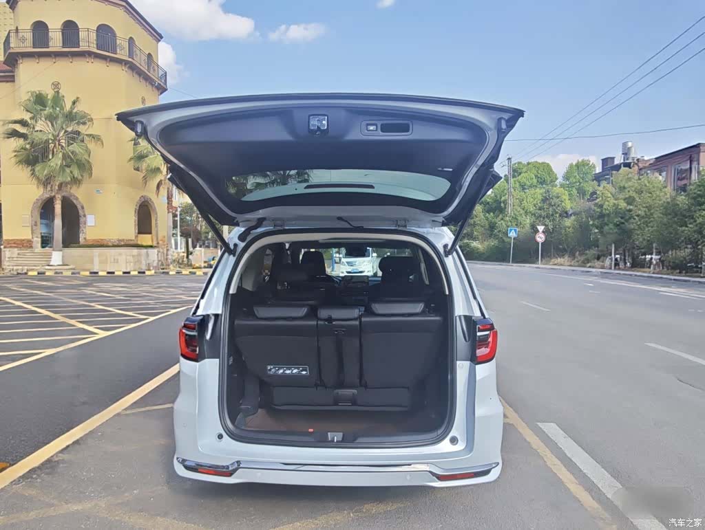 Honda Elysion, 2024 20