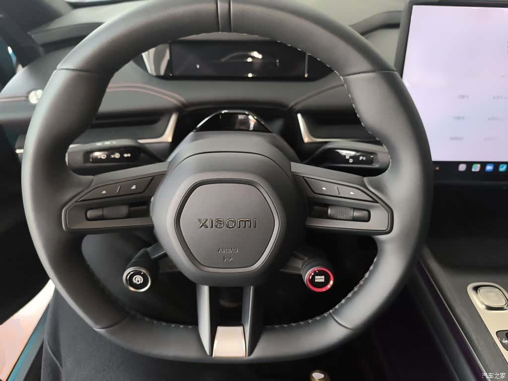 Xiaomi SU7, 2025 11