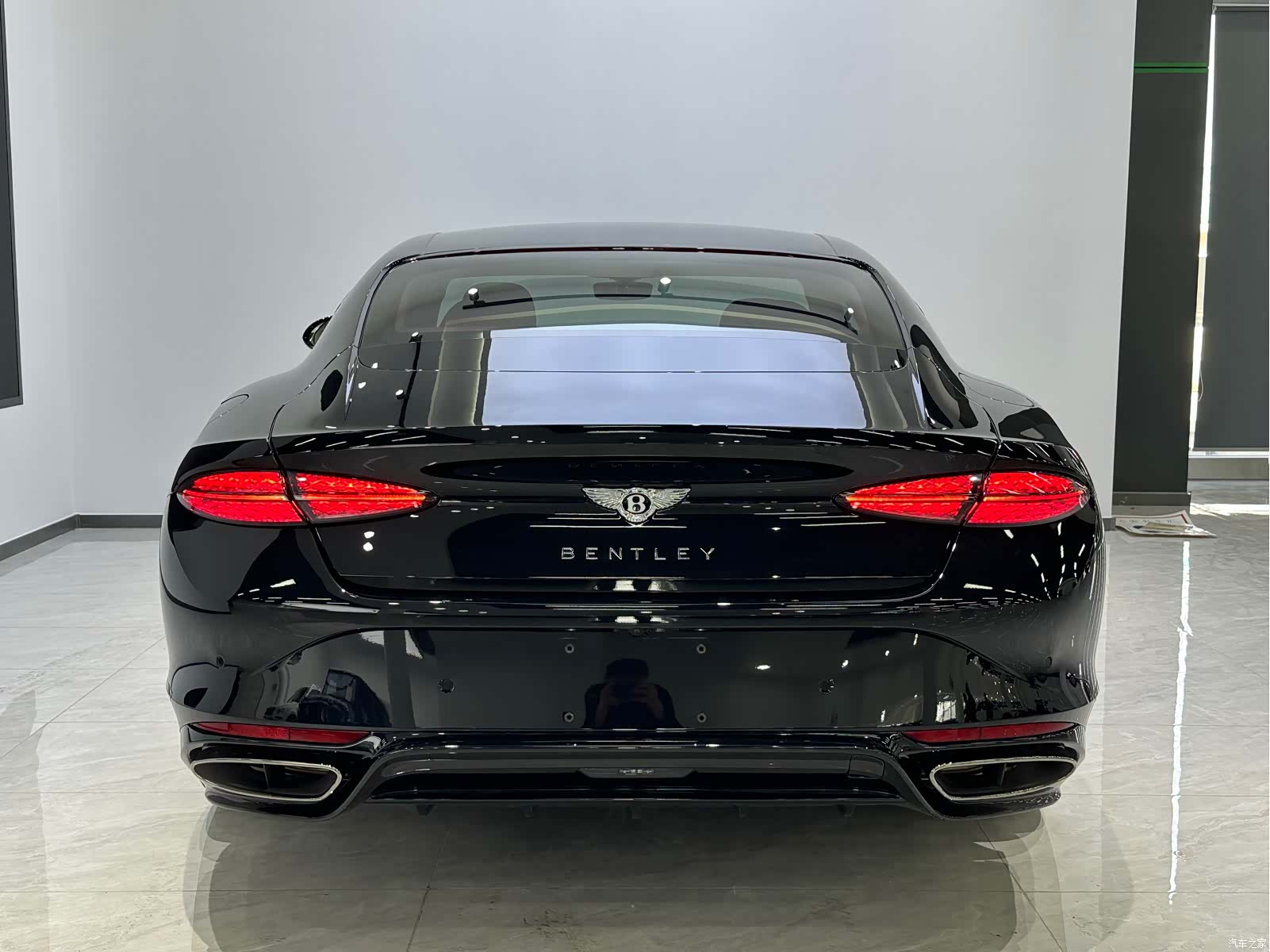 Bentley Continental GT, 2025 все фото