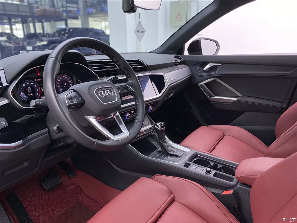 Audi Q3, 2021 все фото