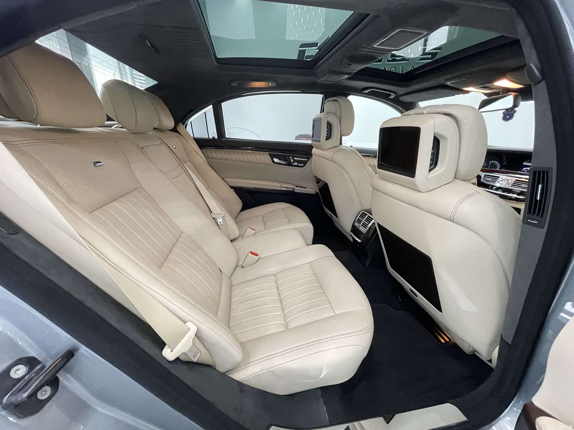 Mercedes-Benz S-Class, 2015 15