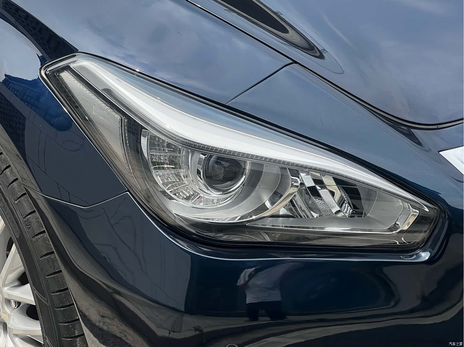 Infiniti Q70, 2016 7