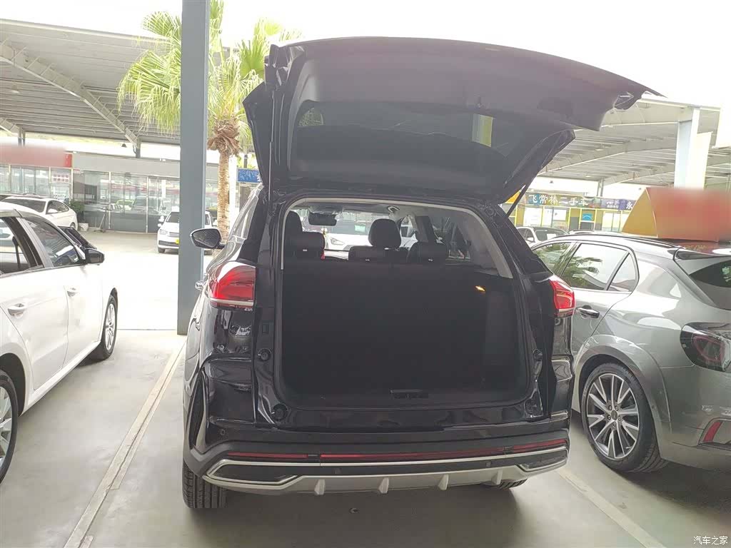 Geely Boyue, 2022 19