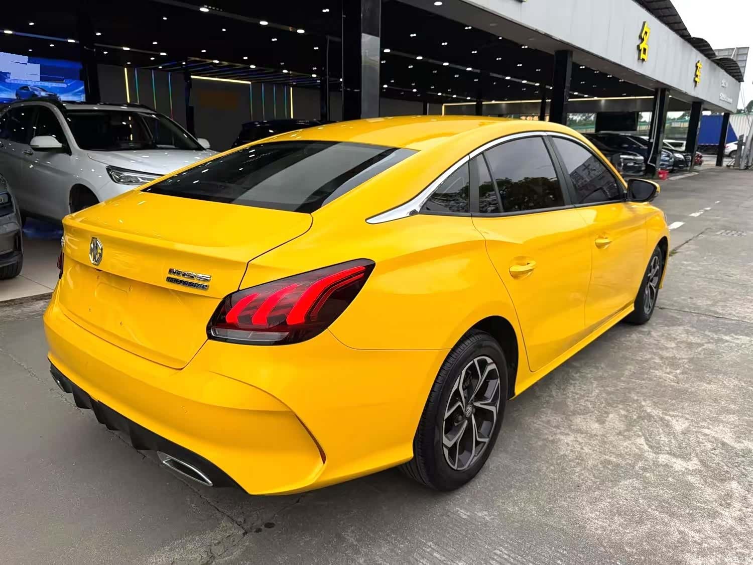 MG MG5, 2020 9