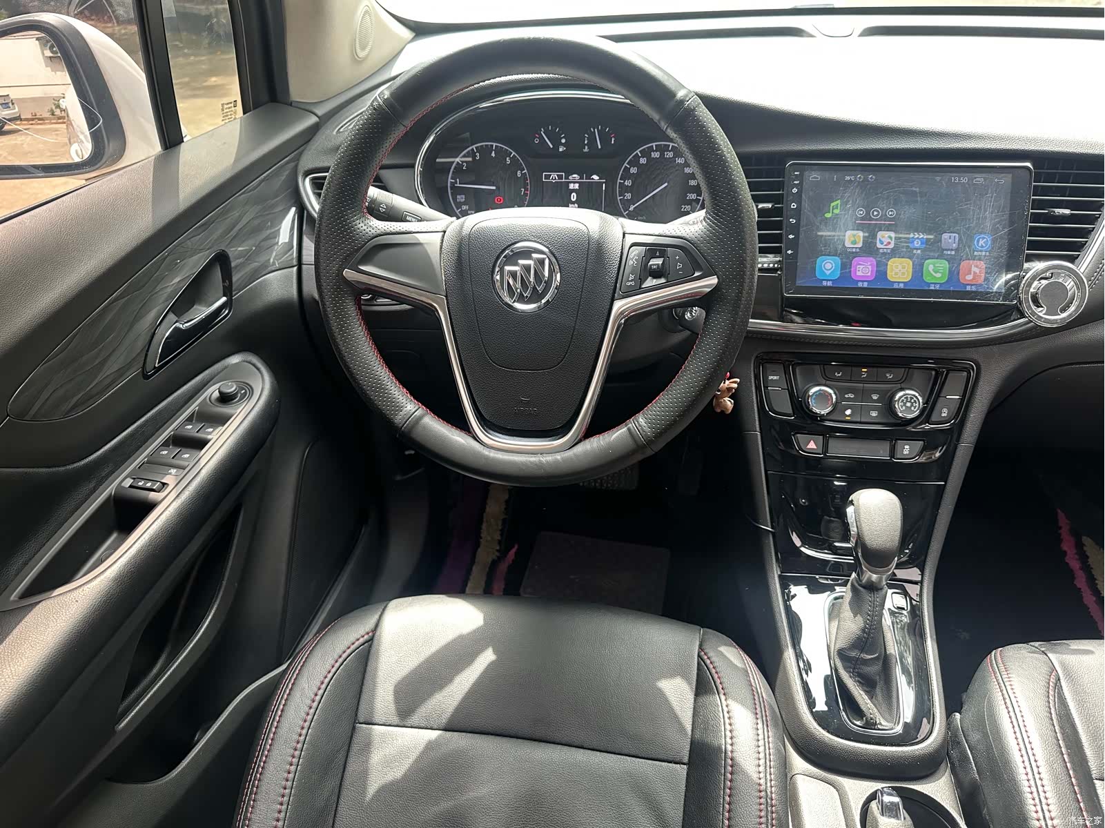 Buick Encore, 2017 все фото