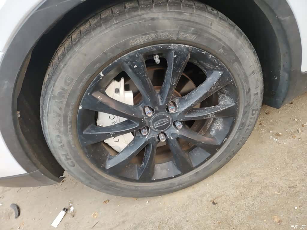 Geely Emgrand, 2017 25