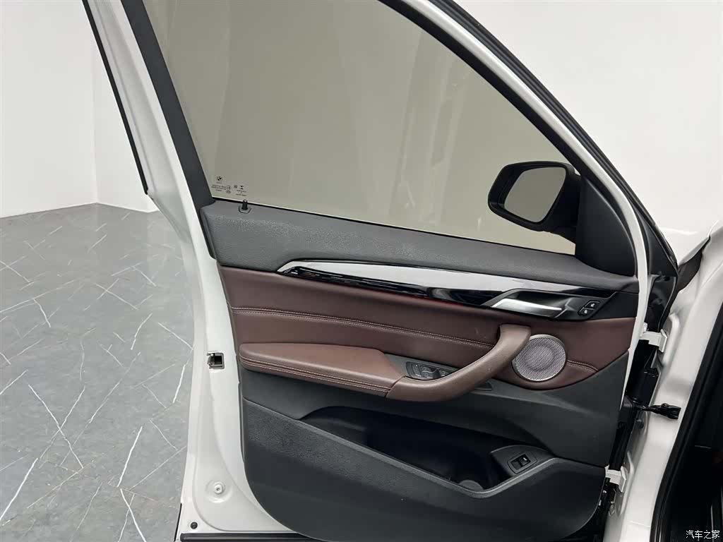 BMW X1, 2022 12