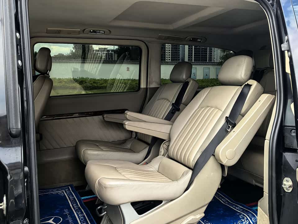 Mercedes-Benz Viano Mercedes-Benz Viano