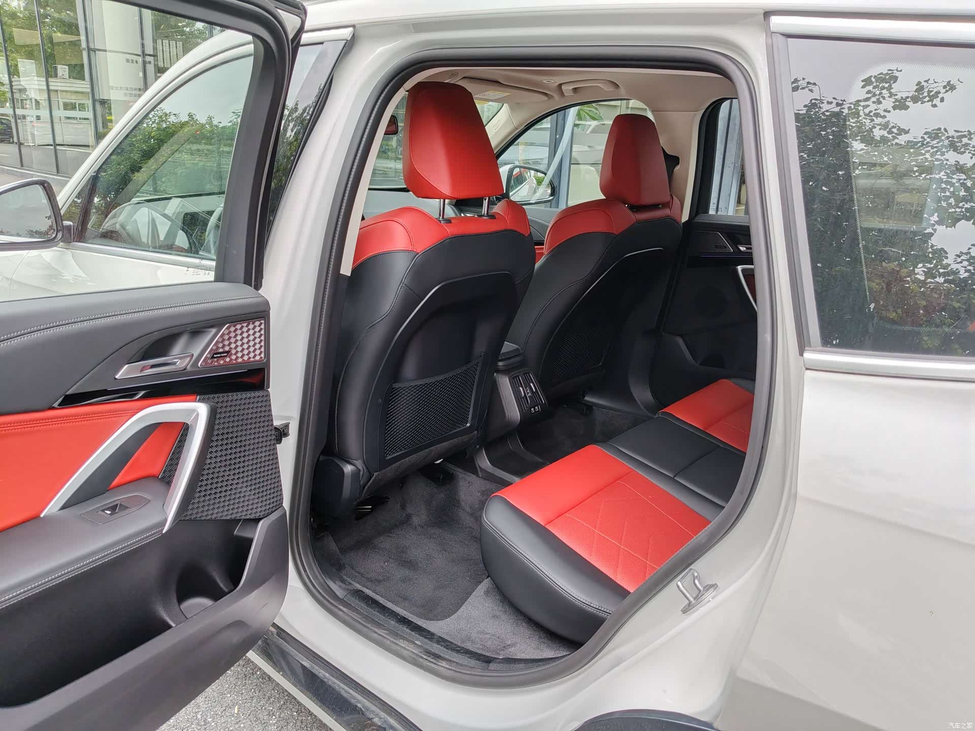 BMW X1, 2024 13