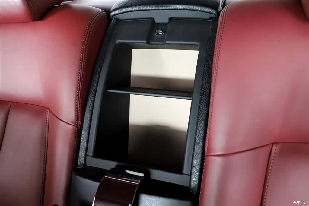 Rolls-Royce Phantom, 2012 26