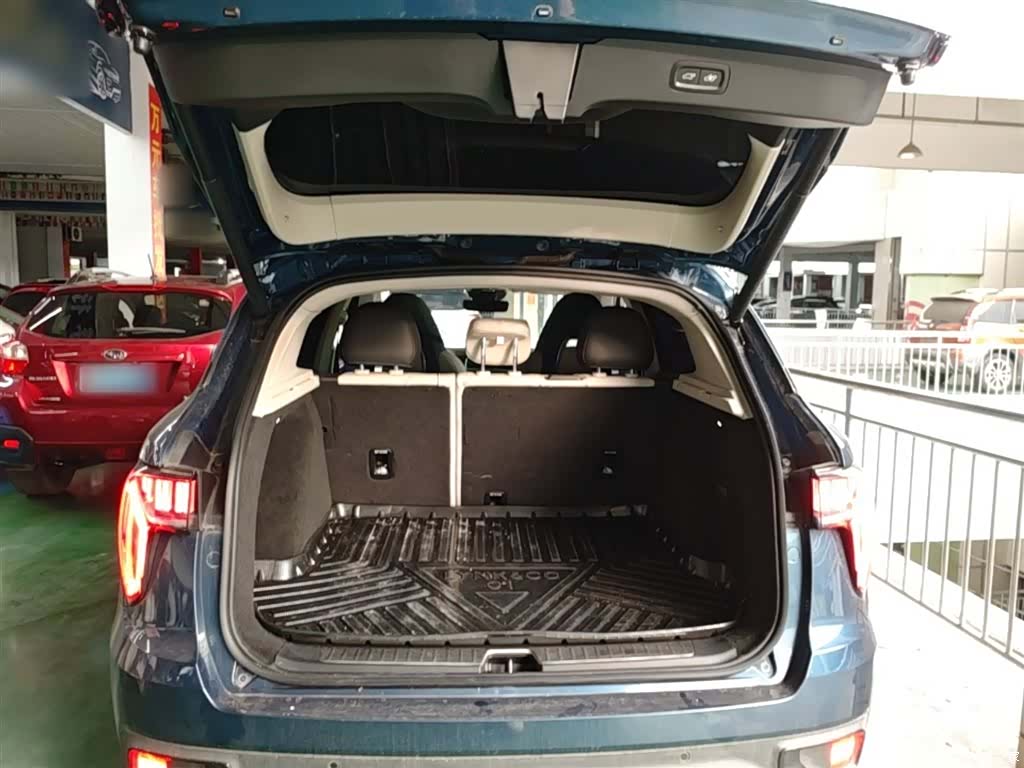 Lynk & Co 01, 2018 19