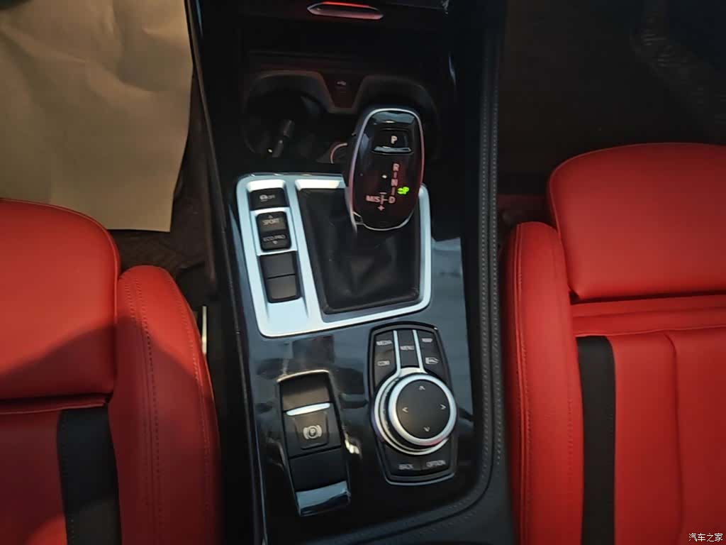 BMW 1 Series, 2022 14