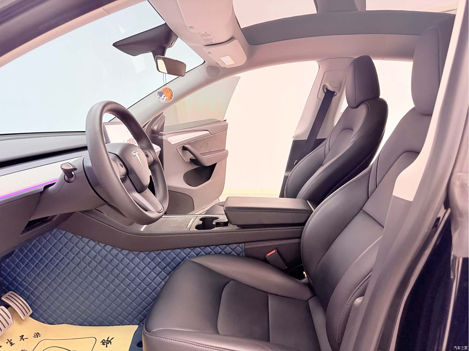 Tesla Model Y, 2023 7