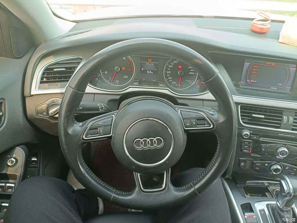 Audi A4L, 2014 3